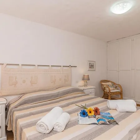 La Casa Di Farina بيت للعطل بورتو كيرفو